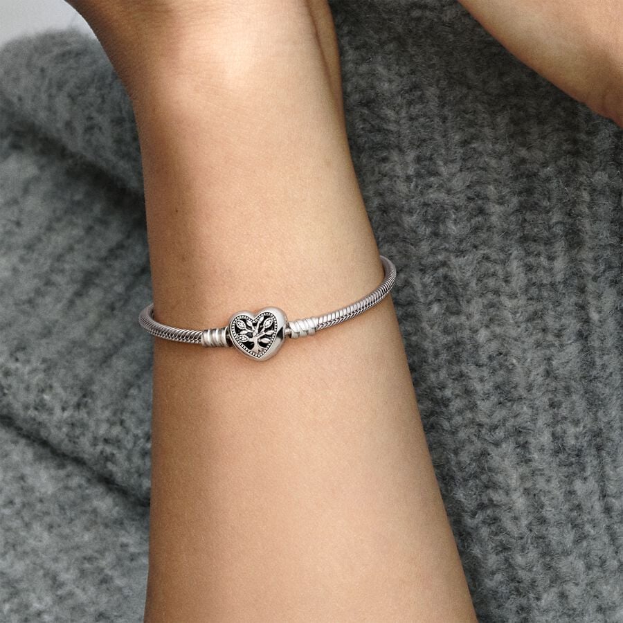 Pandora Moments Snake Chain orders Bracelet