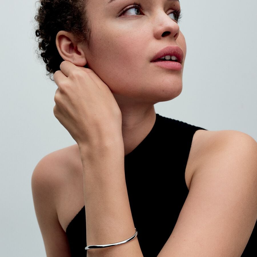 Pandora Essence Organically Shaped Bangle