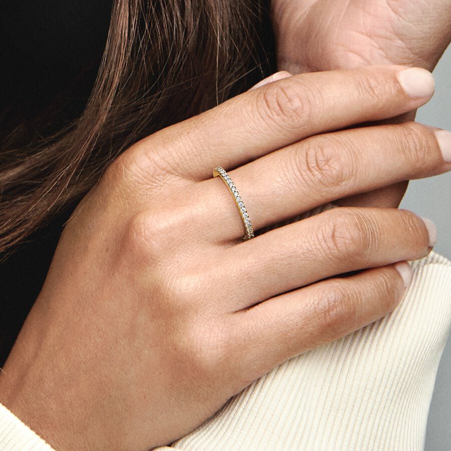 
                      
                        Pandora Sparkling Band Ring
                      
                    