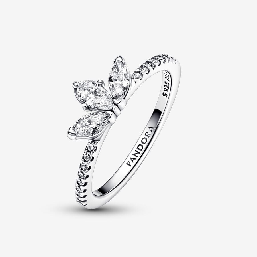 
                      
                        Pandora Sparkling Herbarium Cluster Ring
                      
                    