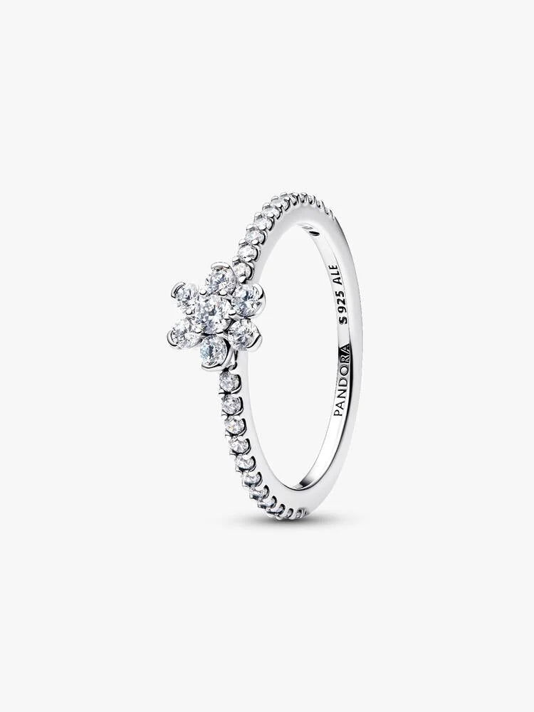 Pandora Sparkling Flower Ring