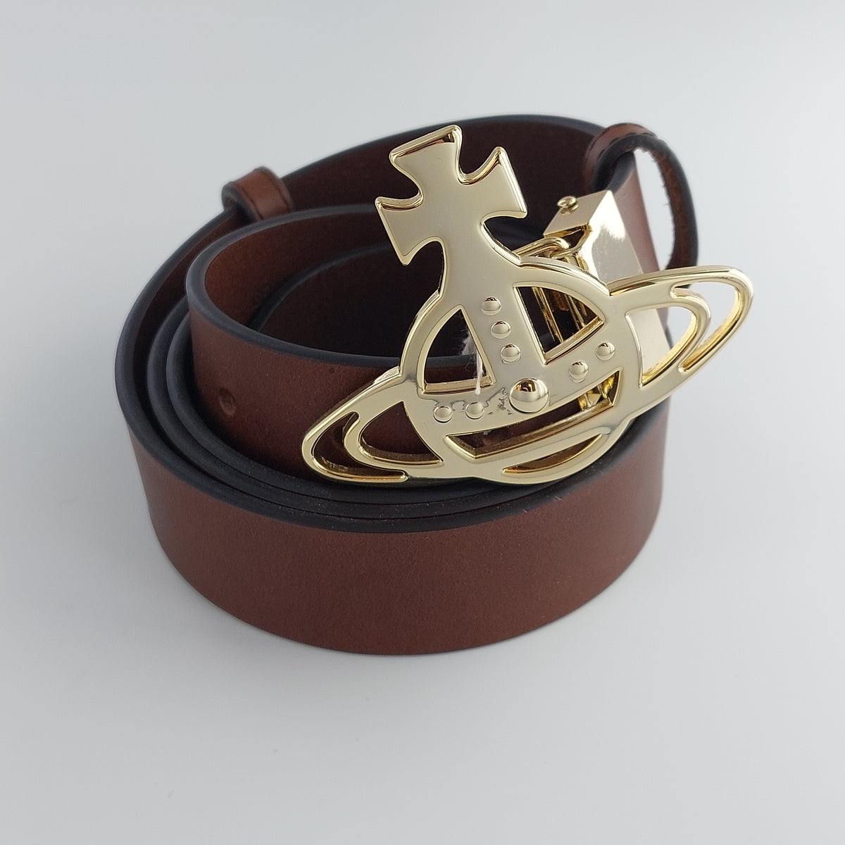 Vivienne Westwood Jumbo Logo Belt Vivienne Westwood Vivienne Westwood Jumbo Logo Belt | Grailed main image 3