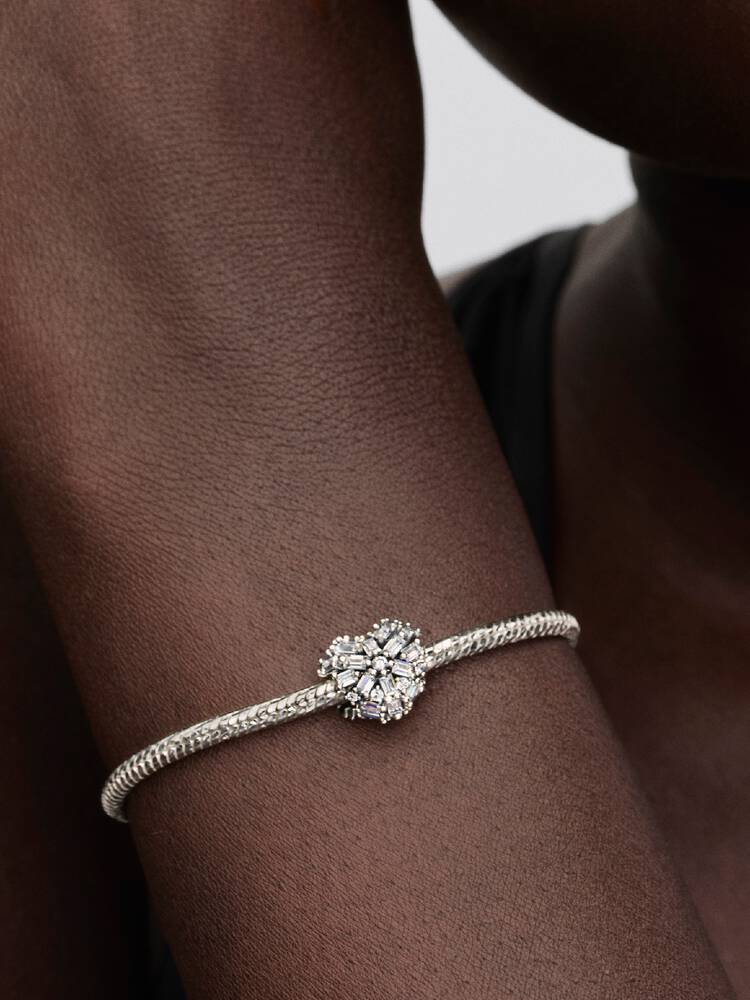 Pandora Sparkling Heart Charm