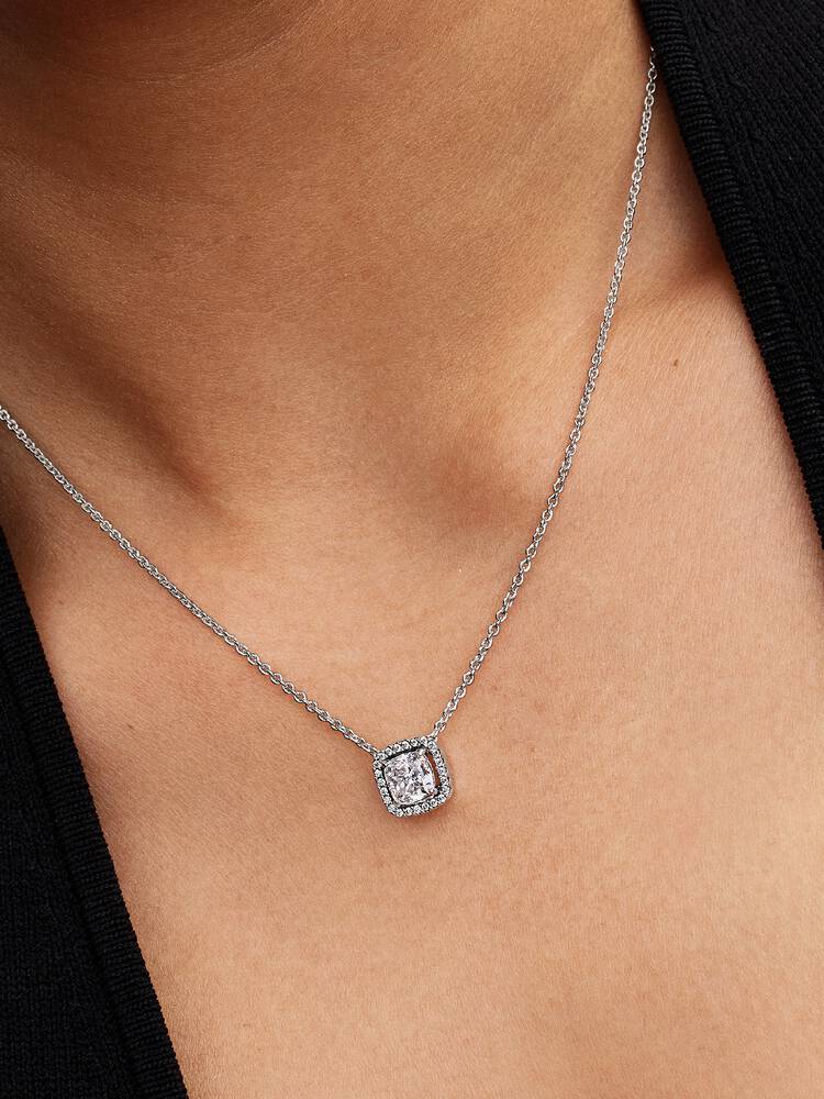 
                      
                        Pandora Square Halo Pendant Collier Necklace
                      
                    