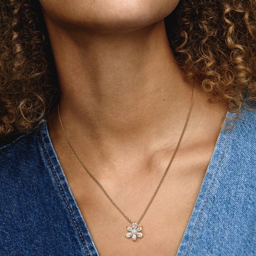 
                      
                        Pandora Sparkling Herbarium Cluster Pendant Necklace
                      
                    