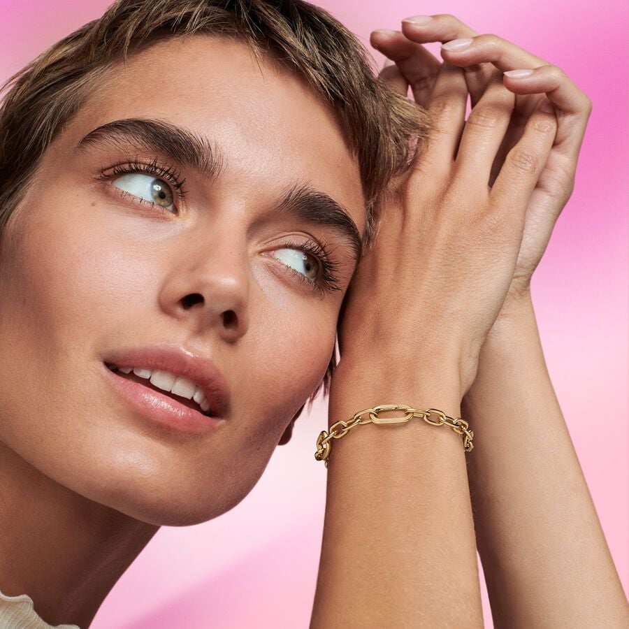 
                      
                        Pandora ME Small-Link Chain Bracelet
                      
                    