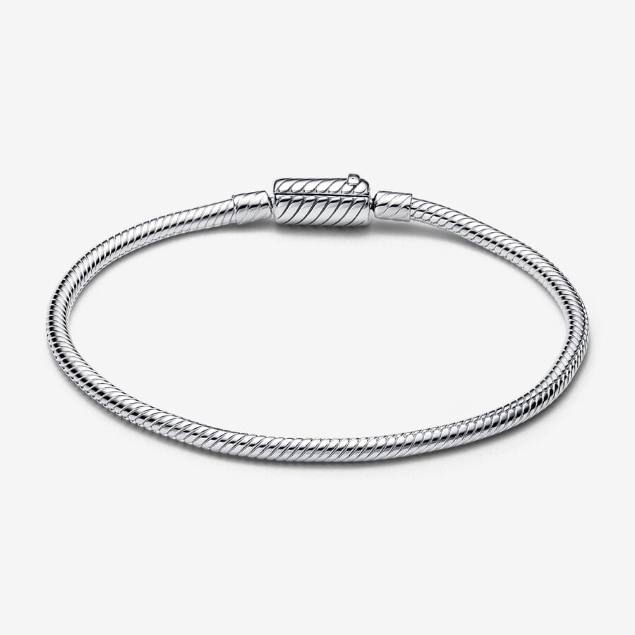 
                      
                        Pandora Moments Sliding Magnetic Clasp Snake Chain Bracelet
                      
                    