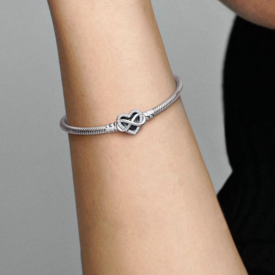 
                      
                        Pandora Moments Sparkling Infinity Heart Clasp Snake Chain Bracelet
                      
                    
