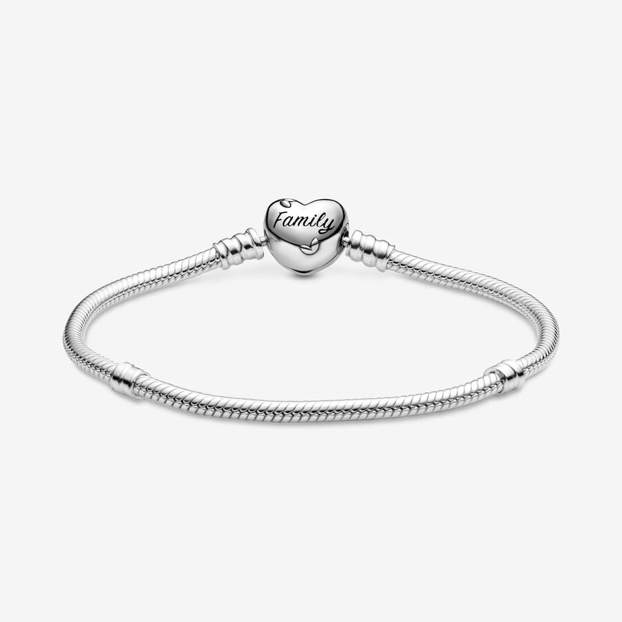 
                      
                        Pandora Moments Family Tree Heart Clasp Snake Chain Bracelet
                      
                    