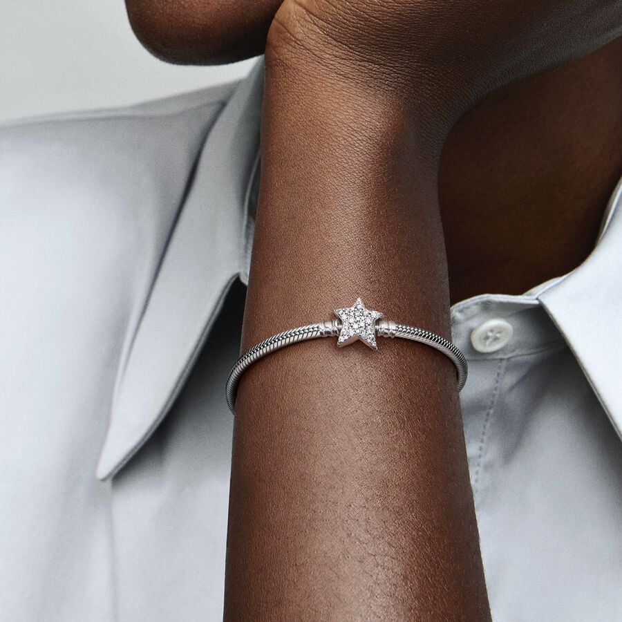 
                      
                        Pandora Moments Asymmetric Star Clasp Snake Chain Bracelet
                      
                    