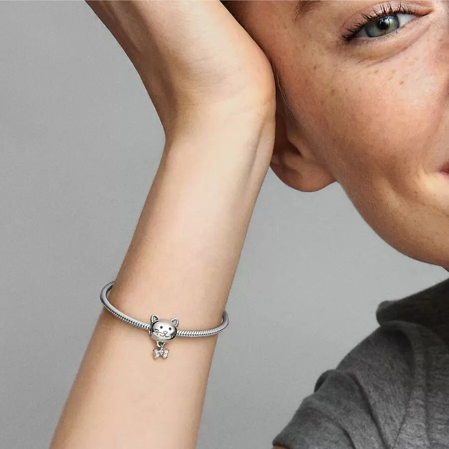 
                      
                        Pandora Pet Cat & Bow Charm
                      
                    