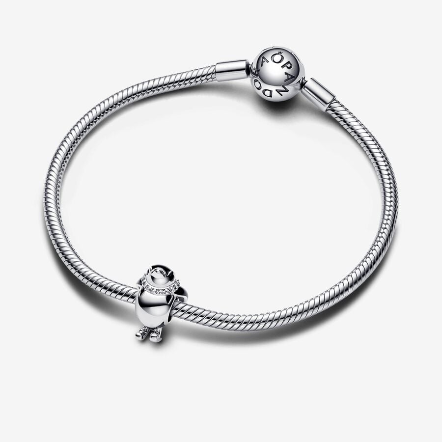 
                      
                        Pandora Skiing Penguin Charm
                      
                    