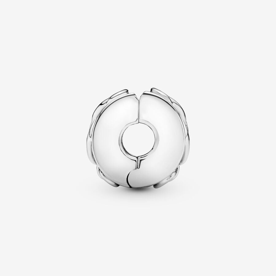 
                      
                        Pandora Knotted Hearts Clip Charm
                      
                    