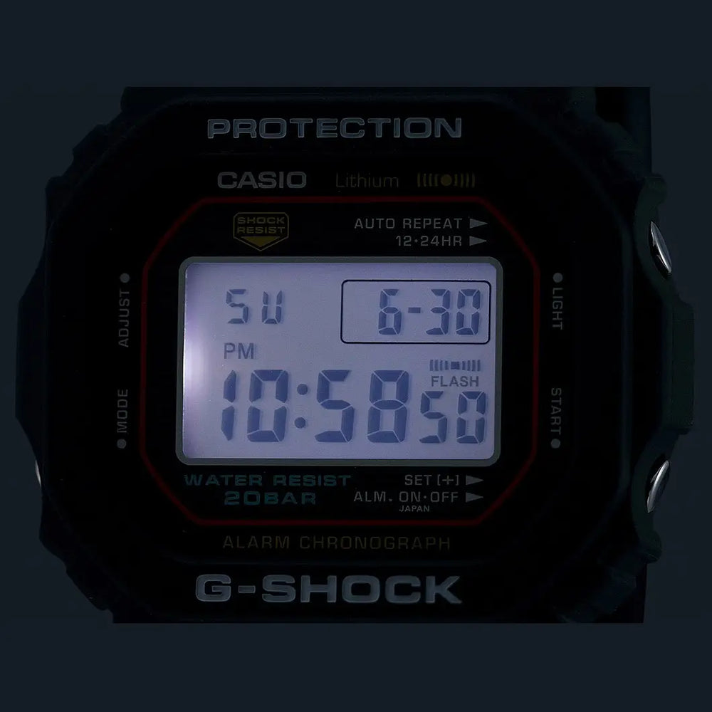 
                      
                        Casio G-Shock DW-5000R-1AER
                      
                    