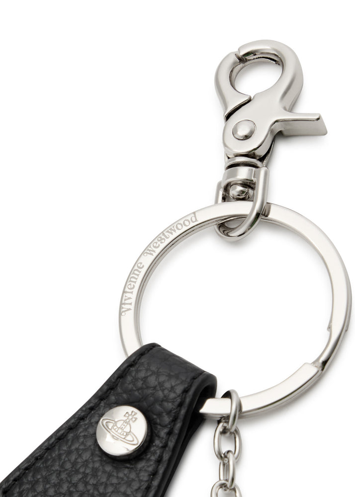 
                      
                        Vivienne Westwood Black Grain Leather 3D Orb Silver Keyring
                      
                    