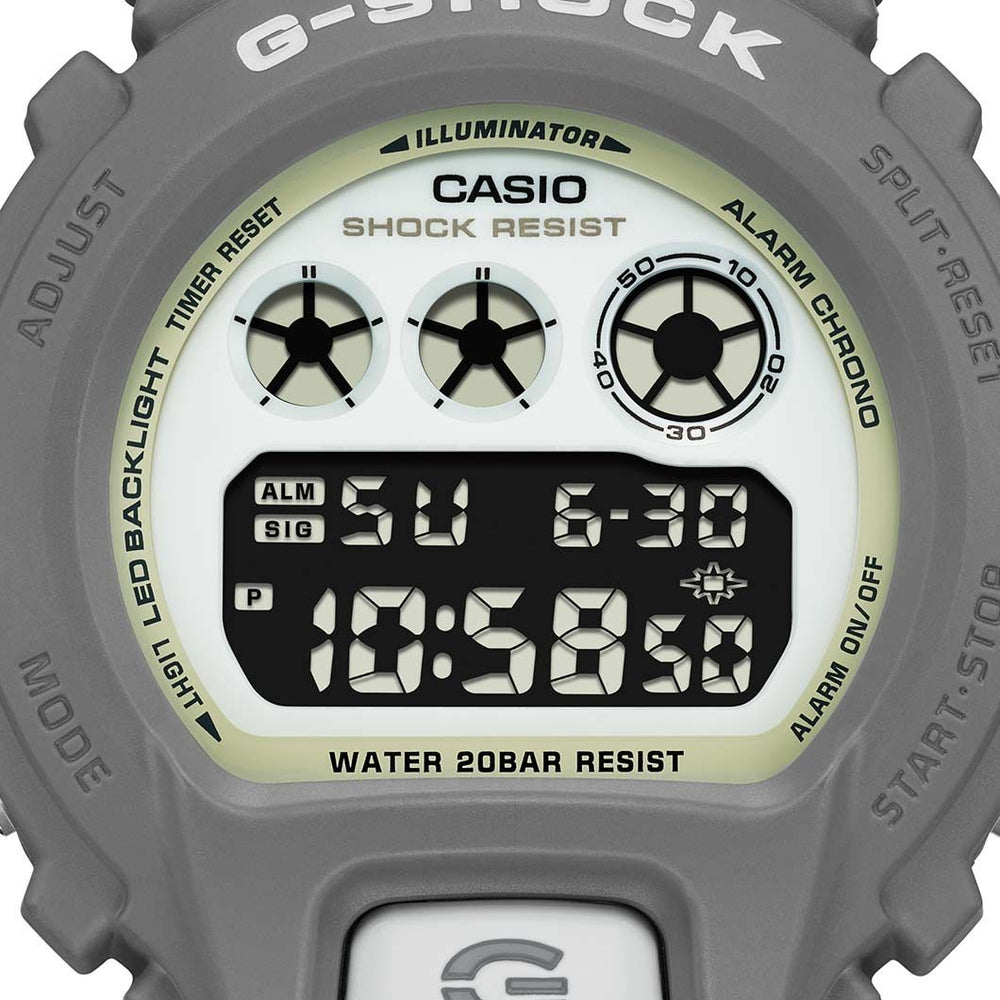 
                      
                        Casio G-Shock Hidden Glow DW-6900HD-8ER
                      
                    