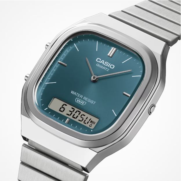 
                      
                        Casio Vintage AQ-240E-3AEF
                      
                    