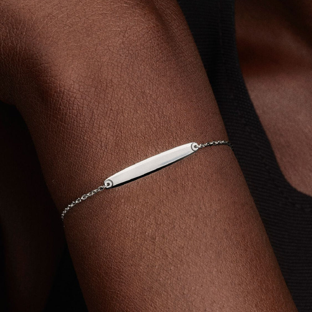
                      
                        Pandora Engravable Bar Chain Bracelet
                      
                    