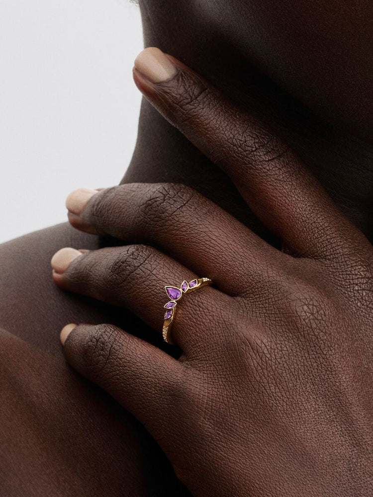 
                      
                        Pandora Disney Frozen Queen Anna Tiara Ring
                      
                    