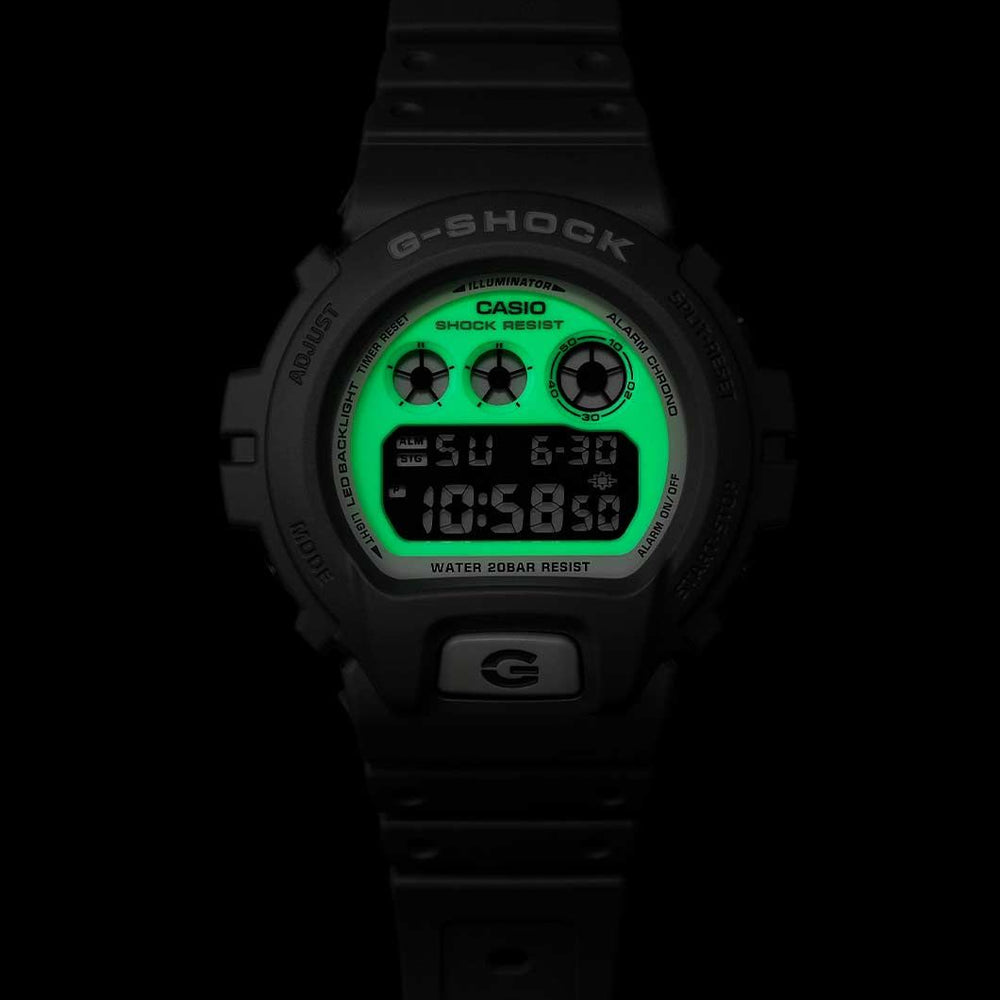 
                      
                        Casio G-Shock Hidden Glow DW-6900HD-8ER
                      
                    