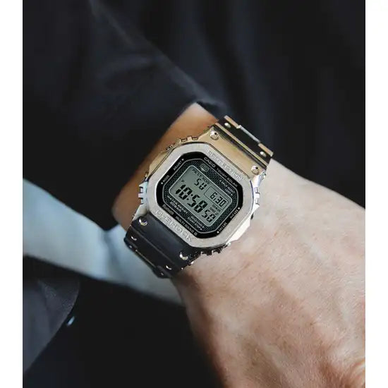 
                      
                        Casio G-Shock GMW-B5000D-1ER
                      
                    