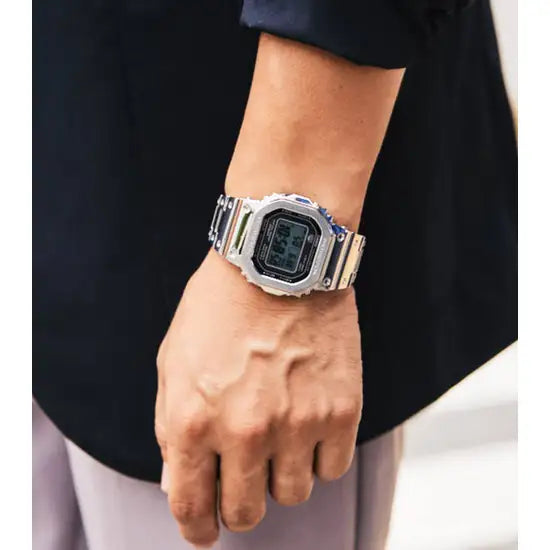 
                      
                        Casio G-Shock GMW-B5000D-1ER
                      
                    