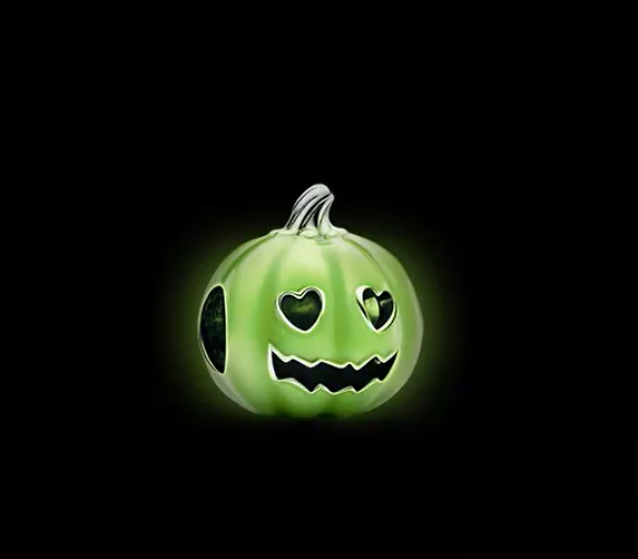 
                      
                        Pandora Glow-in-the-dark Spooky Pumpkin Charm
                      
                    